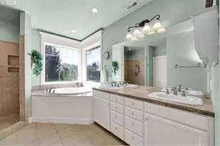 2011 River Loop 1, Eugene, OR 97404 - Photo 18