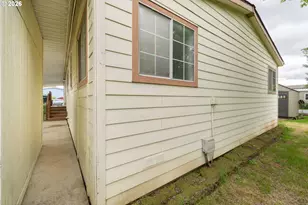 51547 SE Oak Grove Dr, Scappoose, OR 97056 - Photo 38