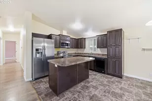 1475 Green Acres Rd, Eugene, OR 97408 - Photo 6