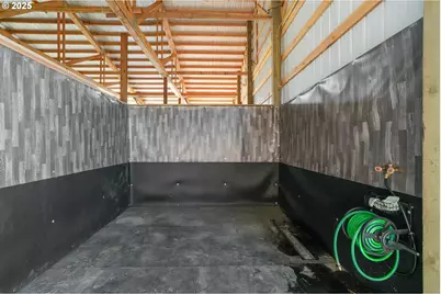 8975 S Pacific Hwy, Monmouth, OR 97361 - Photo 36