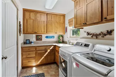 6820 SW George Millican Rd, Prineville, OR 97754 - Photo 20