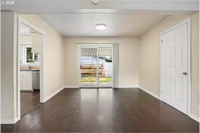 16820 SE Alder St, Portland, OR 97233 - Photo 10