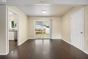16820 SE Alder St, Portland, OR 97233 - Photo 10