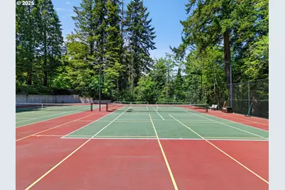 6605 W Burnside Rd #152, Portland, OR 97210 - Photo 16