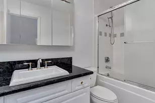 6605 W Burnside Rd, Portland, OR 97210 - Photo 22