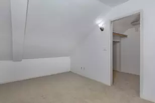 6605 W Burnside Rd, Portland, OR 97210 - Photo 24