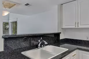 6605 W Burnside Rd, Portland, OR 97210 - Photo 8