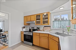 4773 N Yale St, Portland, OR 97203 - Photo 10