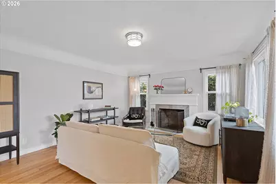 4773 N Yale St, Portland, OR 97203 - Photo 2