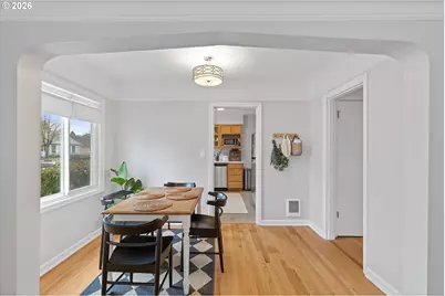 4773 N Yale St, Portland, OR 97203 - Photo 8