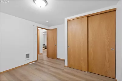 4773 N Yale St, Portland, OR 97203 - Photo 32