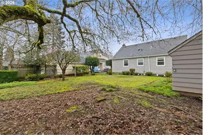 4773 N Yale St, Portland, OR 97203 - Photo 36