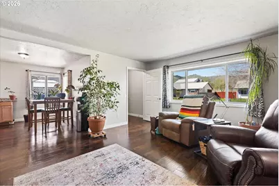 2320 21st St, Baker City, OR 97814 - Photo 4