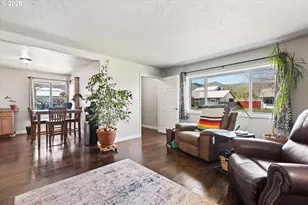 2320 21st St, Baker City, OR 97814 - Photo 4