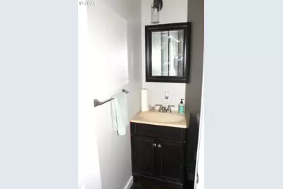 2320 21st St, Baker City, OR 97814 - Photo 16