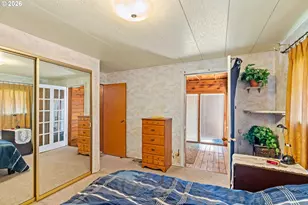 205 S 54th St, Springfield, OR 97478 - Photo 12