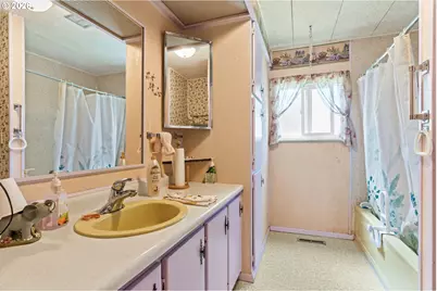 205 S 54th St #8, Springfield, OR 97478 - Photo 16