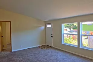 1285 Minnesota Ave, Coos Bay, OR 97420 - Photo 4