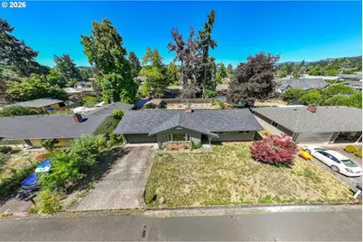 248 Hayes Ave, Cottage Grove, OR 97424 - Photo 28