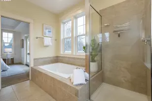 3738 SE Crystal Springs Blvd, Portland, OR 97202 - Photo 24