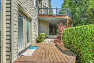 1696 SE 26th Dr, Gresham, OR 97080 - Photo 8