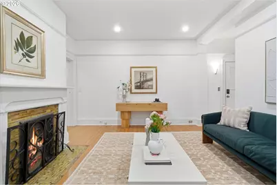 2338 NW Hoyt St, Portland, OR 97210 - Photo 8