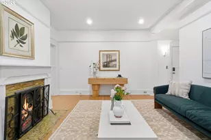 2338 NW Hoyt St, Portland, OR 97210 - Photo 8