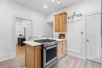 2338 NW Hoyt St, Portland, OR 97210 - Photo 22