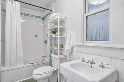 2338 NW Hoyt St, Portland, OR 97210 - Photo 14