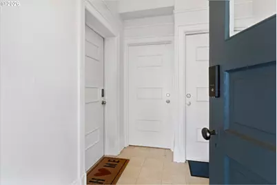 2338 NW Hoyt St, Portland, OR 97210 - Photo 4