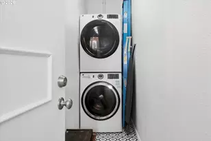 2338 NW Hoyt St, Portland, OR 97210 - Photo 36