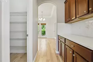 11001 NW 12th Ave, Vancouver, WA 98685 - Photo 16