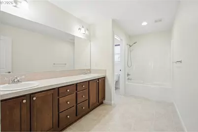 11001 NW 12th Ave, Vancouver, WA 98685 - Photo 30