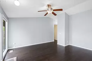 895 SW 166th Ave, Beaverton, OR 97006 - Photo 18