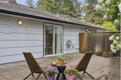 1038 NE 113th Ave, Portland, OR 97220 - Photo 26
