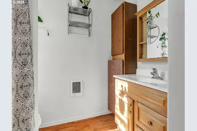 845 Perrydale Rd, Dallas, OR 97338 - Photo 12