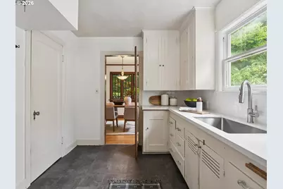 2833 NE 12th Ave, Portland, OR 97212 - Photo 14