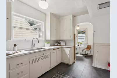 2833 NE 12th Ave, Portland, OR 97212 - Photo 12