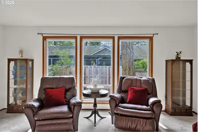 2356 N 22nd Ct, Florence, OR 97439 - Photo 10