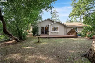 2356 N 22nd Ct, Florence, OR 97439 - Photo 38