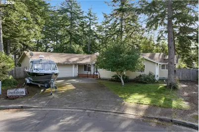 2356 N 22nd Ct, Florence, OR 97439 - Photo 1