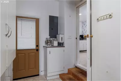 11805 SW Lincoln Ave, Portland, OR 97223 - Photo 18