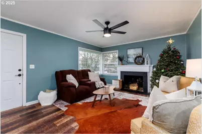 11805 SW Lincoln Ave, Portland, OR 97223 - Photo 4