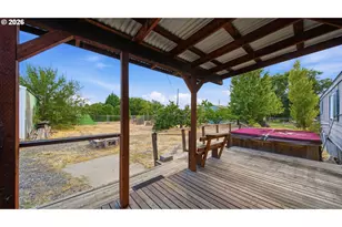 408 6th Ave, Dallesport, WA 98617 - Photo 18