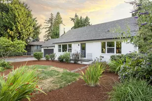 8617 SE 36th Ave, Milwaukie, OR 97222 - Photo 2
