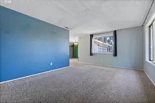990 NW Angeline Ave, Gresham, OR 97030 - Photo 4