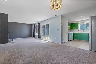 990 NW Angeline Ave, Gresham, OR 97030 - Photo 8
