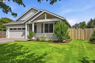 1075 Sage St, Silverton, OR 97381 - Photo 2