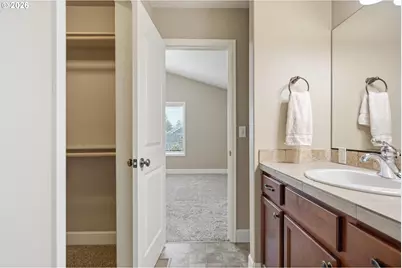 1075 Sage St, Silverton, OR 97381 - Photo 22