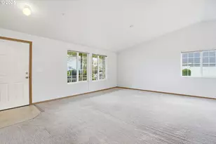 511 SE Clark Ave, Battle Ground, WA 98604 - Photo 8